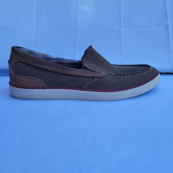 Clark\'s Shoes Men\'s size 9M Leather Slip on Loafer style Casual main image 8